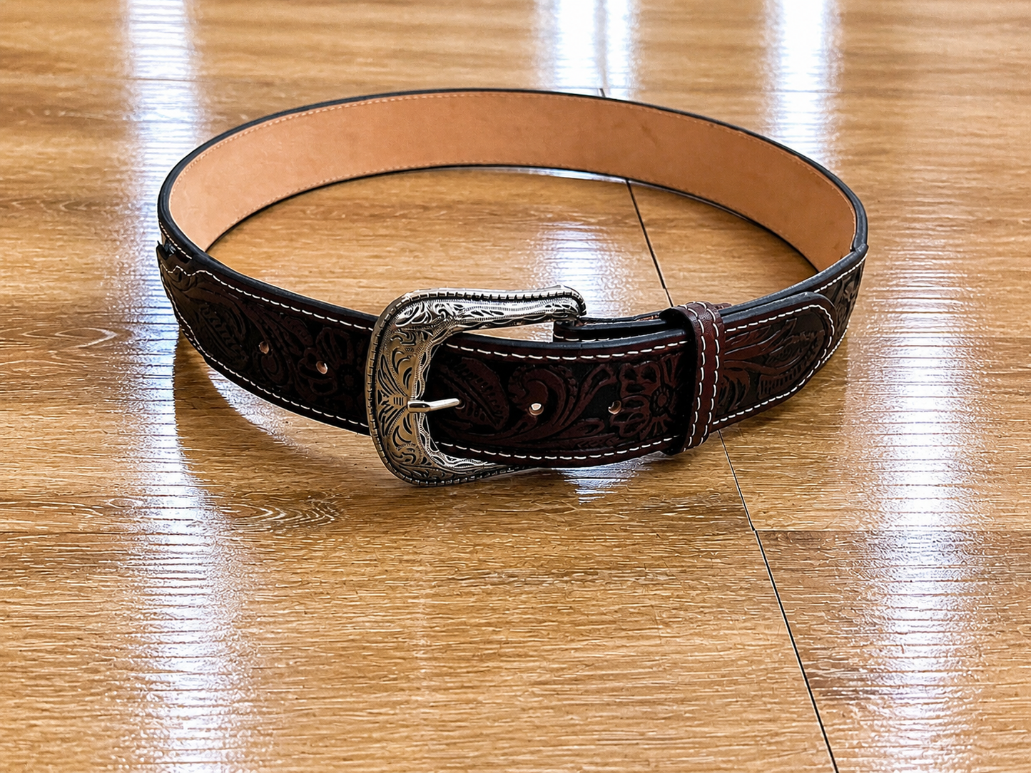 The Painted Desert: Southwest Beaded Leather Belt