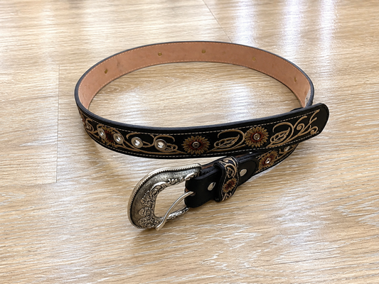 The Sunora Floral: Embroidered Western Sun Belt